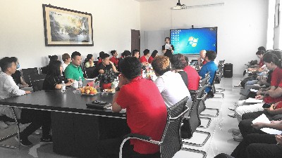 “德遠塑業”參加“牛商扒皮會”，發現企業問題，提升自身實力